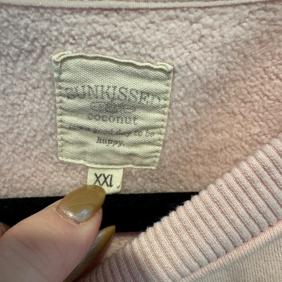 Sunkissed Coconut Light Pink Embroidered Camper Sweatshirt Size XXL - Picture 11 of 15